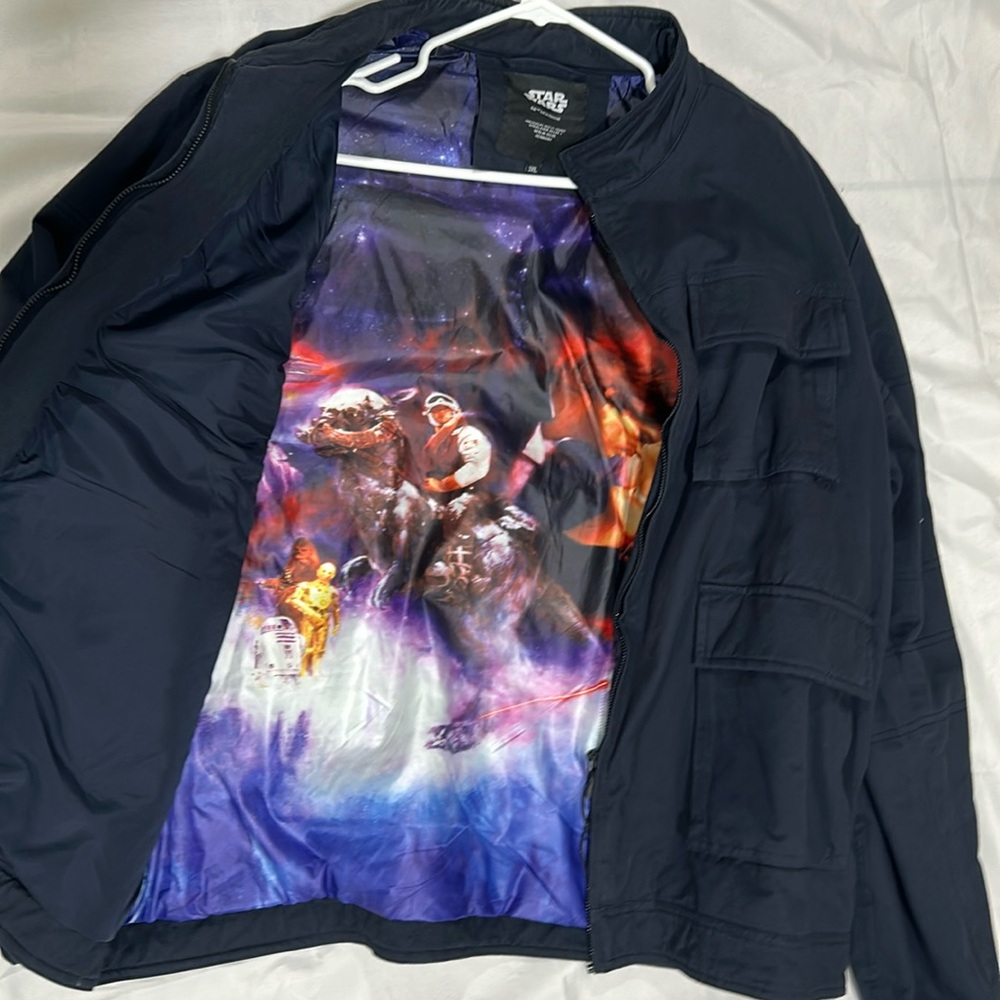 Star Wars jacket, navy blue long sleeve 3X large artwork inside of the jacket
